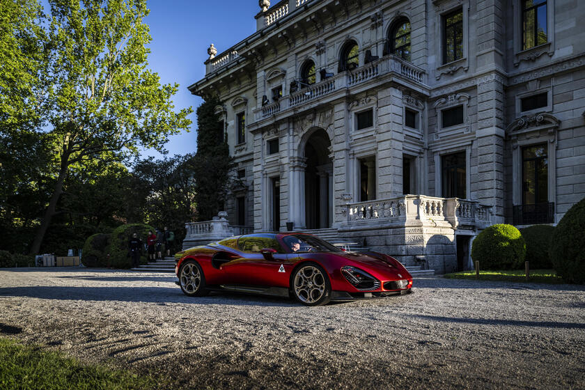 Alfa Romeo 33 Stradale