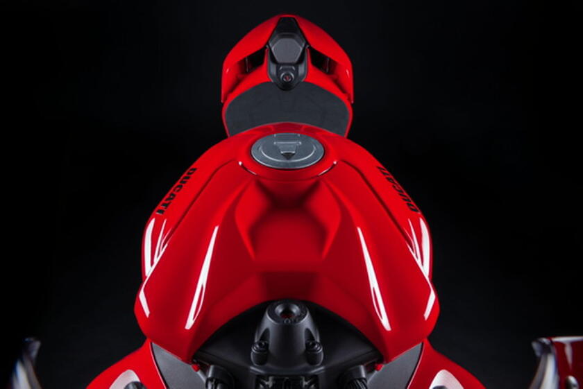 Nuova Ducati Panigale V4