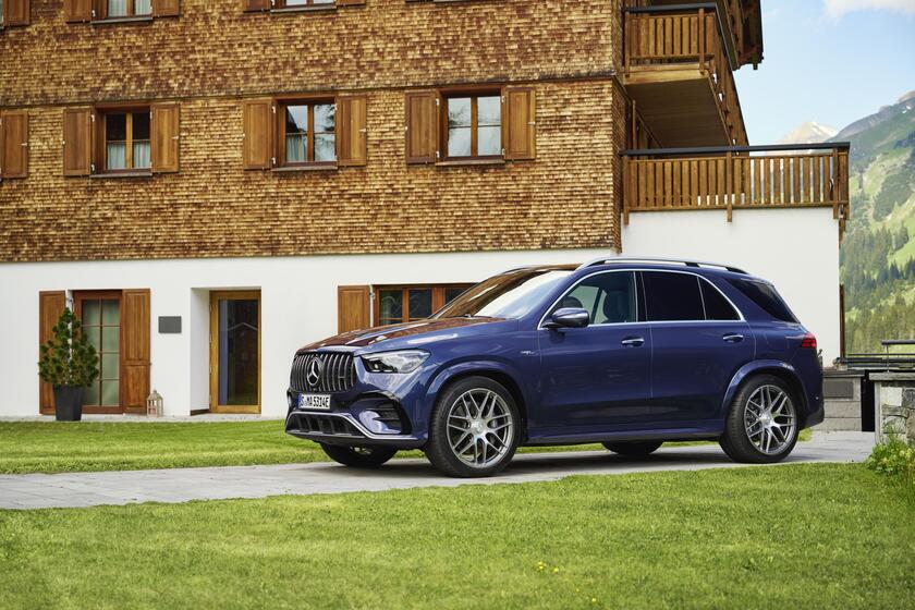 Nuova Mercedes GLE AMG 53 HYBRID 4MATIC+