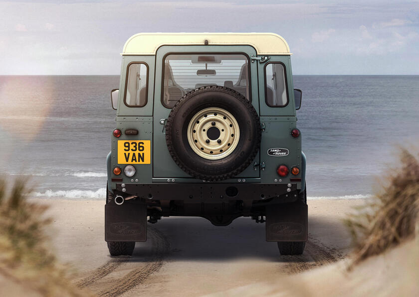 Land Rover Classic Defender Works Bespoke