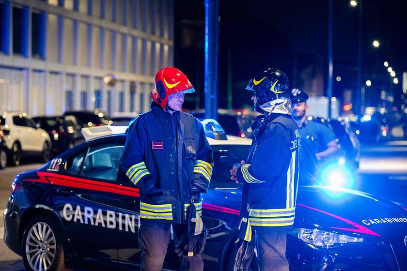 Incendio in negozio a Milano, morti tre giovani cinesi