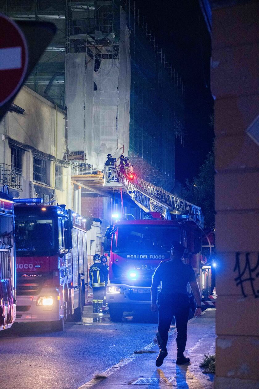 Incendio in negozio a Milano, morti tre giovani cinesi