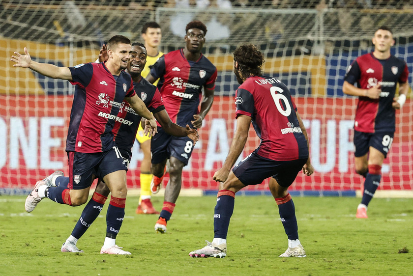 Soccer: Serie A ; Parma - Cagliari