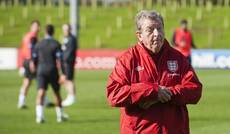 Hodgson, Pensato solo a quanti risparmiare/Video