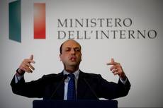 Alfano, giù tasse o sarà rottura