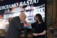 Un 8 marzo di sangue. Napolitano: no al sessismo