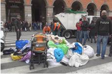 Blitz in suq Genova, via 500 kg merce