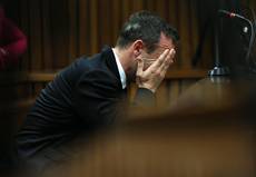 Oscar Pistorius apologizes to victim's family in court