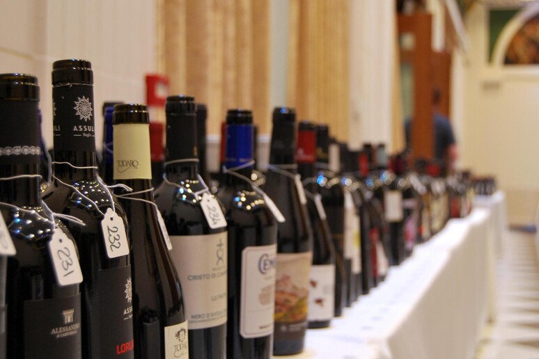 Vino: Sicilia en primeur a Siracusa - RIPRODUZIONE RISERVATA