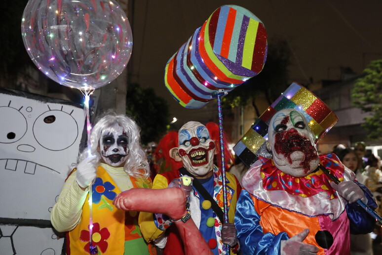 Viajar bajo la impronta de Halloween. Atracciones en Ciudad de México, la Noche de Brujas convoca © ANSA/EPA