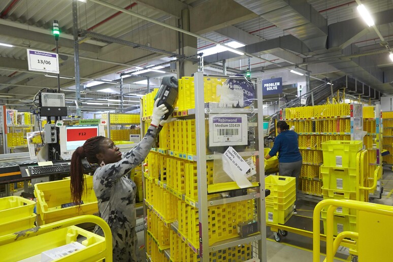 Amazon e l 'impegno per la parità di genere - RIPRODUZIONE RISERVATA