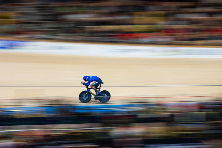 Jonathan Milan campeón mundial en persecución individual © ANSA/AFP