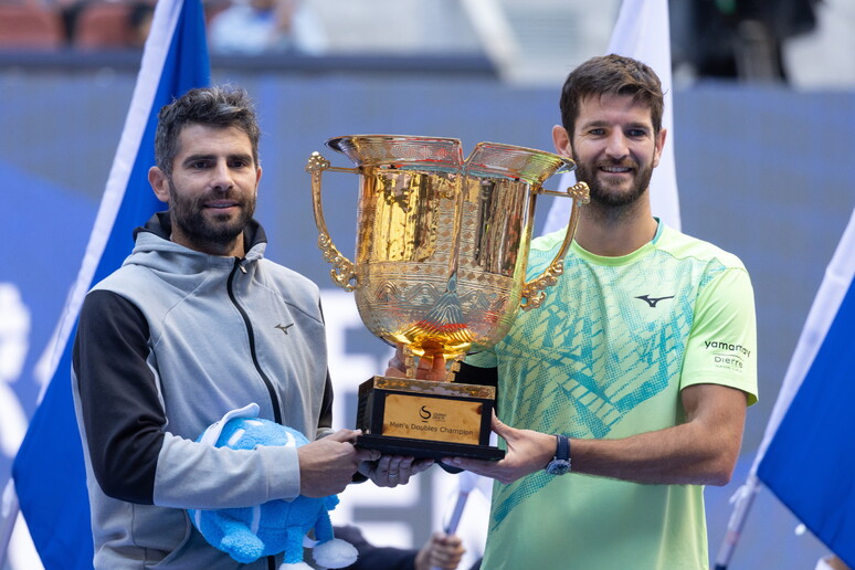 Após vitória em Pequim, dupla visa qualificação para as finais do Nitto ATP em Torino - TODOS OS DIREITOS RESERVADOS