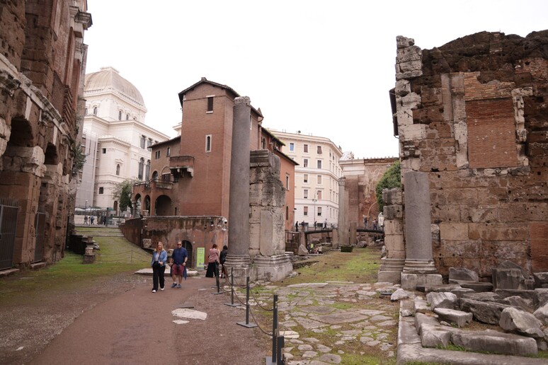 Prendono vita i Monumenti sonori, al via dal Portico d 'Ottavia - RIPRODUZIONE RISERVATA