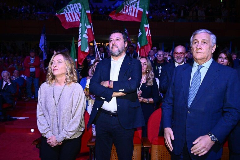 La premier Gorgia Meloni e i leader di Fi e della Lega Antonio Tajani e Matteo Salvini - RIPRODUZIONE RISERVATA