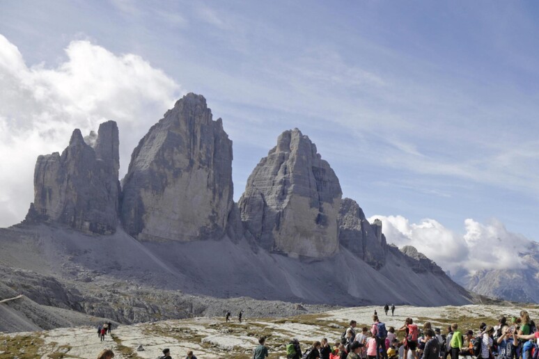 - RIPRODUZIONE RISERVATA