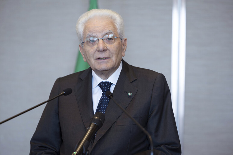 Fuerte aval de Sergio Mattarella a Raffaelle Fitto - TODOS LOS DERECHOS RESERVADOS