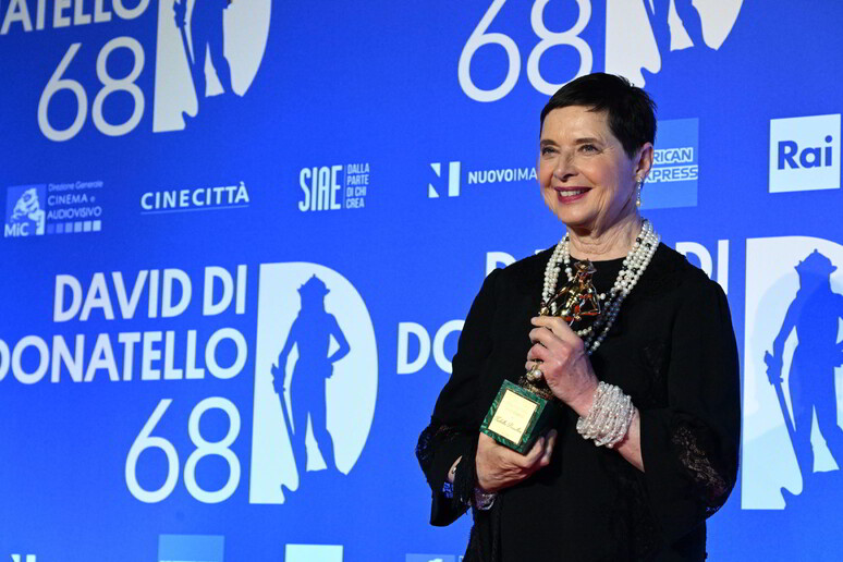 Isabella Rossellini, ocho minutos de gran actuación que pueden valer un Oscar. - TODOS LOS DERECHOS RESERVADOS