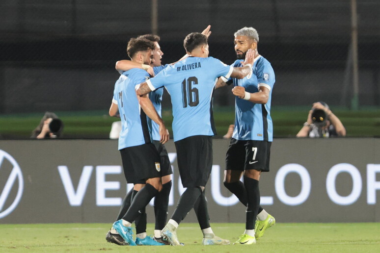 Uruguay venció a Colombia en final para el infarto © ANSA/EPA