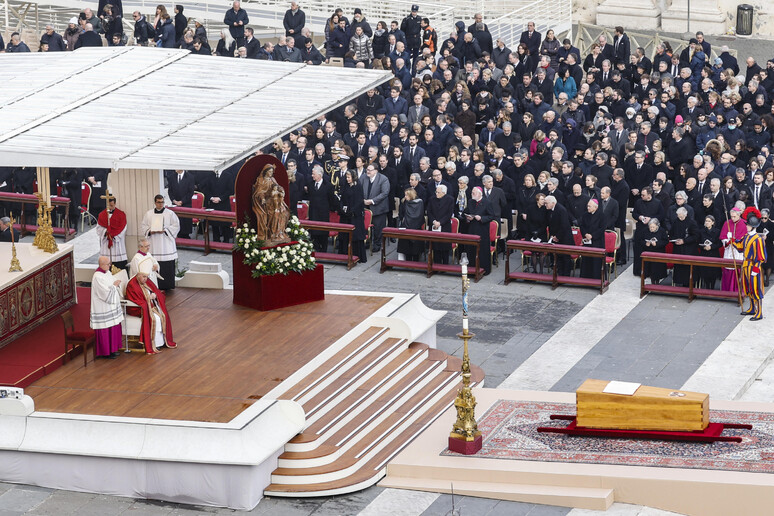 El funeral de Benedicto XVI, el último con el rito anterior. - TODOS LOS DERECHOS RESERVADOS