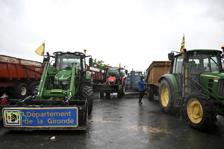 Protesta de agricultores franceses contra el acuerdo de libre comercio © ANSA/EPA