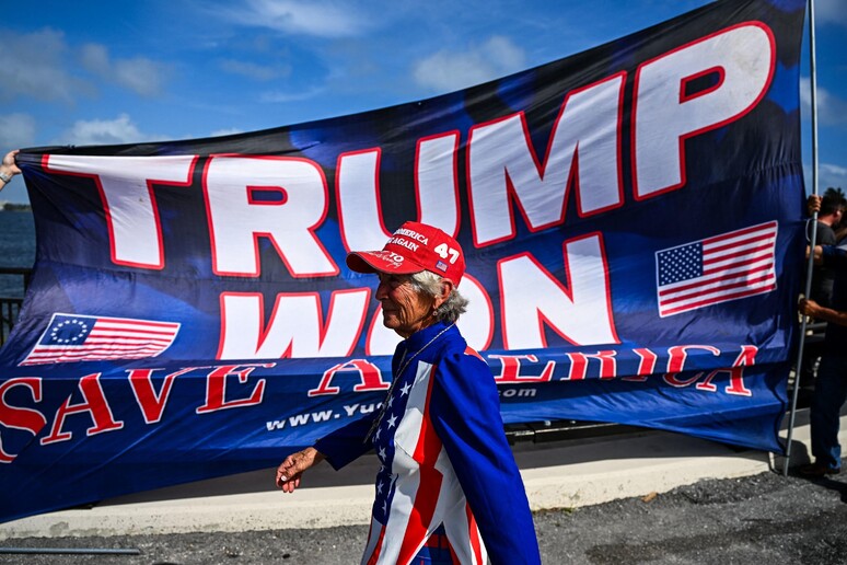 Una marea roja por todo Estados Unidos © ANSA/AFP