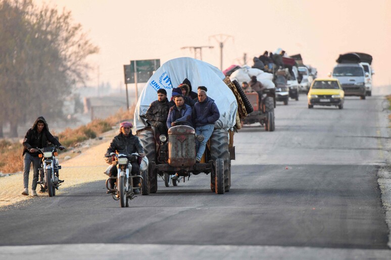 Siria, l 'esodo da Aleppo © ANSA/AFP