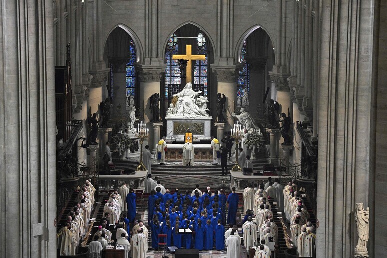 Hoy se reanudan las celebraciones religiosas en el histórico templo © ANSA/AFP