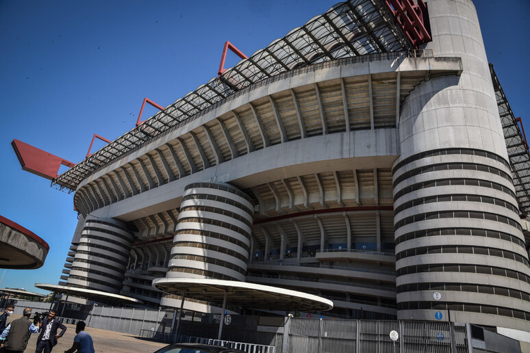 As duas principais equipes de futebol do município tentam há anos resolver essa questão do San Siro - TODOS OS DIREITOS RESERVADOS