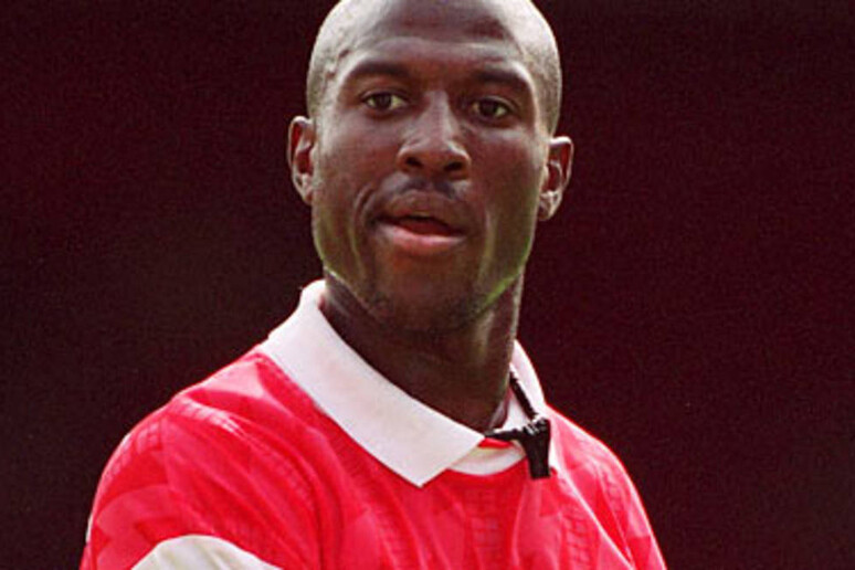 Arsenal y Everton lloran la muerte de Kevin Campbell - TODOS LOS DERECHOS RESERVADOS