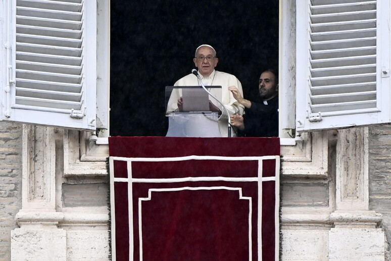 El Papa Francisco y un enésimo llamado a la paz - TODOS LOS DERECHOS RESERVADOS