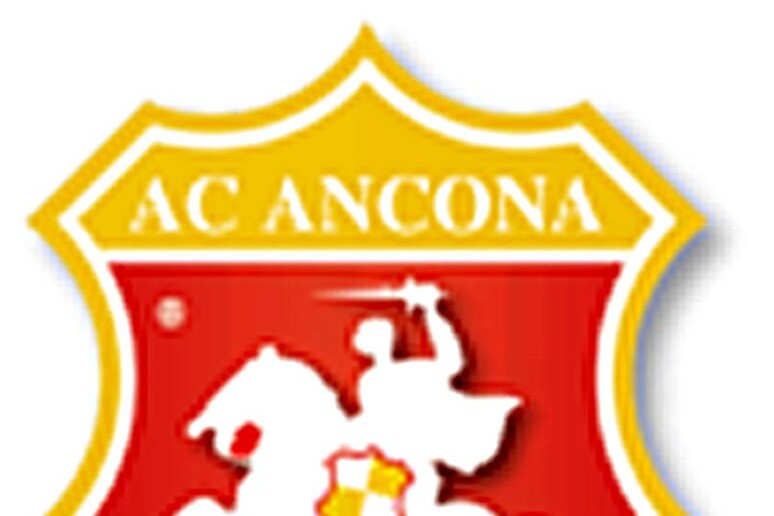 El escudo del Ancona - TODOS LOS DERECHOS RESERVADOS