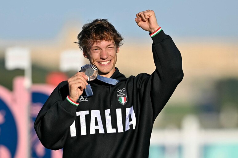 Giorgio Malan celebra bronze no pentatlo moderno © ANSA/AFP