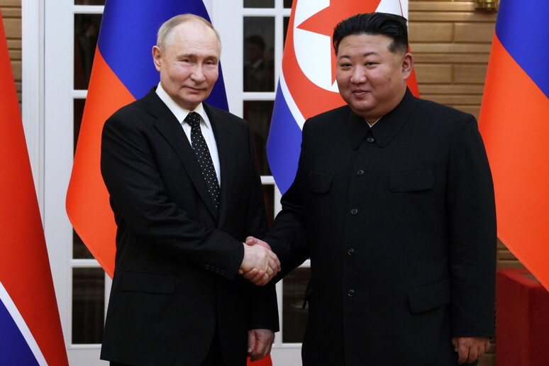 Vladimir Putin y Kim Jong-un en la capital norcoreana en junio pasado. - TODOS LOS DERECHOS RESERVADOS