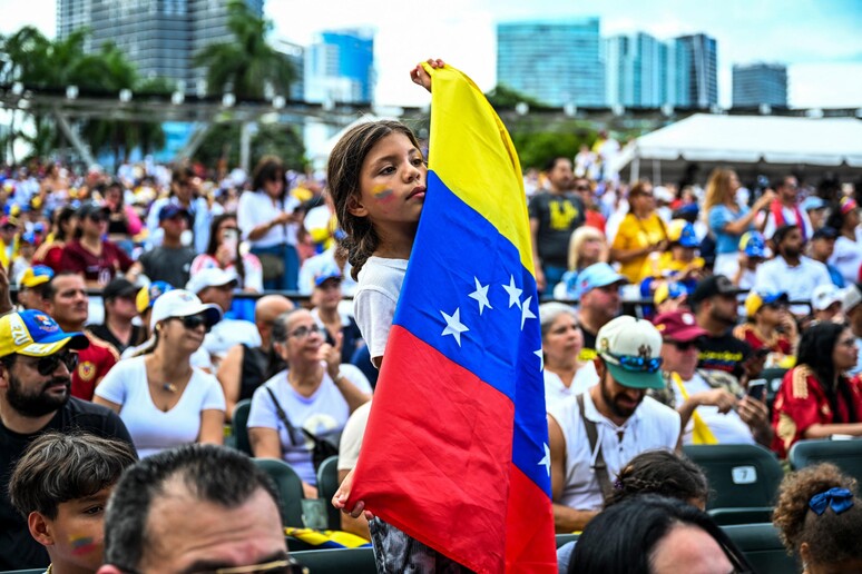 Diversos países pressionam Venezuela sobre resultados na eleição presidencial © ANSA/AFP