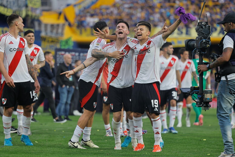 River cantó victoria en la Bombonera y dejó "en llamas" a Boca - TODOS LOS DERECHOS RESERVADOS