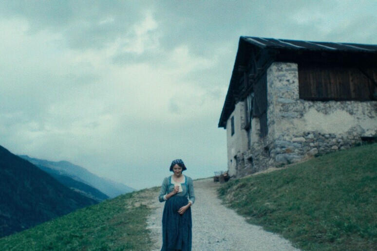 Una escena de  'Vermiglio ', evocativa película coproducida y dirigida por la italiana Maura Delpero - TODOS LOS DERECHOS RESERVADOS